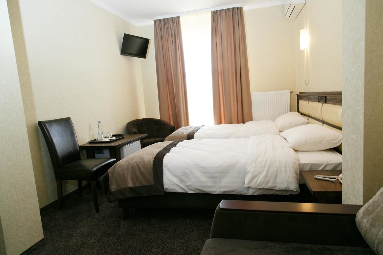 Отель Avalon Palace Тернополь