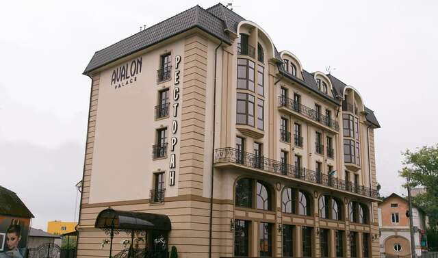 Отель Avalon Palace Тернополь-3